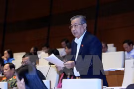  Legislators comment on socio-economic performance