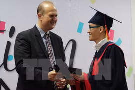 Int’l degrees granted to Vietnam-Germany University graduates 