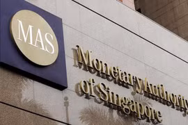 Singapore to loosen monetary policy 
