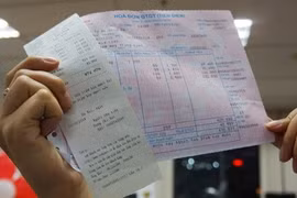Customs authorities to stop accepting cash