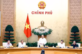 Tardy public investment disbursement slows down growth: PM