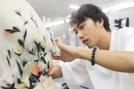 Vietnamese designer to take part in London Fashion Week