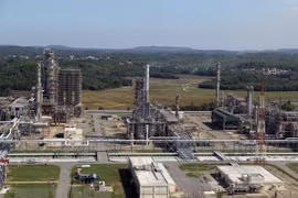 Dung Quat refinery earns 26 mln USD in Q1’s post-tax profit