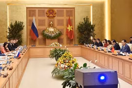 Vietnam, Russia discuss e-government building 