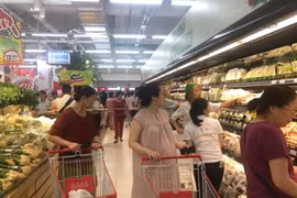 Retail revenues reach nearly 102 billion USD in first half