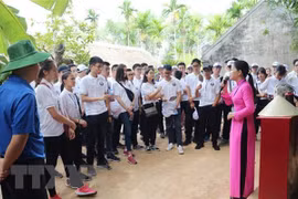 Young Vietnamese expats visit Uncle Ho’s homeland 