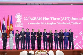 Vietnamese PM attends ASEAN+3 Summit in Bangkok