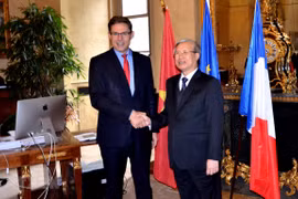 Vietnam values relations with France: Party official 