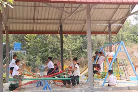 Vietnam-Laos joint venture support Lao students