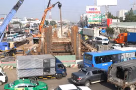 HCM City to revoke licences for tardy construction projects 