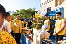PM Prayut promotes Thailand Fruit Festival 2019