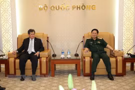Defence Minister receives ASEAN Secretary General 