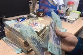 Civil servants’ base salary to increase in July