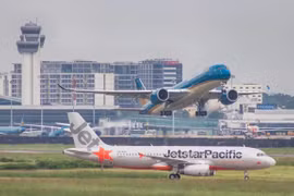 Airlines reschedule domestic flights as storm Matmo approaches central region