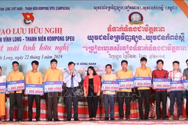 Youth exchange between Vietnamese, Cambodian localities