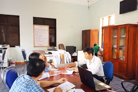 Quang Ninh works hard on administration procedure simplification 