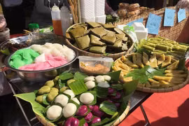 Festival seeks to build brand names for southern traditional cakes 