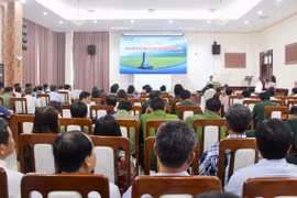 Vietnam, Cambodia build border lines of peace, friendship