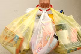 Hanoi targets no use of nylon bags by 2020