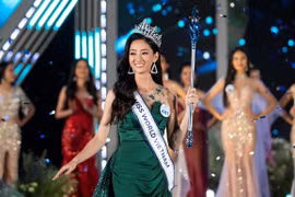 Luong Thuy Linh becomes Miss World Vietnam 2019
