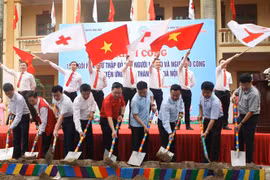 Work on 154 Red Cross houses begins in Hanoi