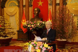 Party, State leader extends greetings on Year of Pig
