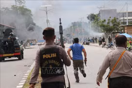 Indonesia blocks Internet access amid violent protests in Papua