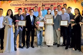 Hanoi's artists honoured at festival in RoK