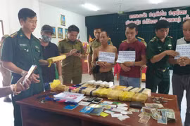 Three Laos arrested for trafficking drugs into Vietnam