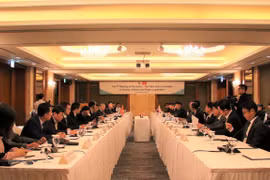 Vietnam, RoK agree to boost cooperation in energy, industry, trade 