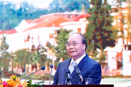 PM urges Lao Cai to sustainably, inclusively develop tourism