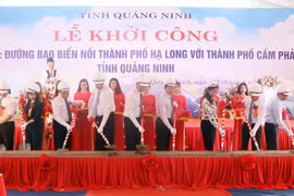 Quang Ninh begins construction of Ha Long-Cam Pha coastal road