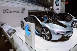 Indonesia calls for RoK’s investment in battery industry 