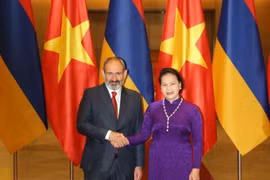 Parliamentary leader welcomes Armenian Prime Minister