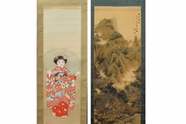 Vietnam receives precious paintings from Japan