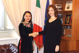 Vietnam, Italy share experiences in gender equality 