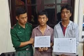Dien Bien: Two men caught carrying 20,000 meth pills