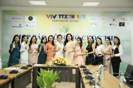 Beauty contest for journalists spreads message of environmental protection