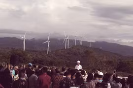 Indonesia hopes to draw nearly 64 billion USD investment in energy