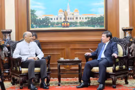 Indian Ambassador bids farewell to HCM City leader
