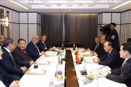 PM welcomes Thai groups to invest big in Vietnam