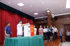 Vietnamese embassy raises funds for flood-hit people in Laos