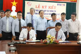 Vietnam News Agency signs information cooperation with Ninh Thuan province