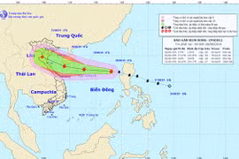 Storm Podul enters East Sea, moves west