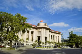 SBV tightens lending regulations with bad loans on the rise