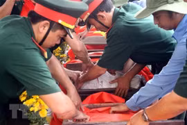 Nghe An receives 98 martyrs’ remains from Laos