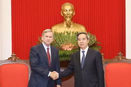 Qualcomm asked to support Vietnam’s technology eco-system 