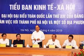13th National Party Congress: sub-committee on socio-economic affairs meets 