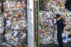 Indonesia continues sending back plastic waste to Australia