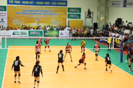 Vinh Long Television Cup int’l volleyball tournament kicks off